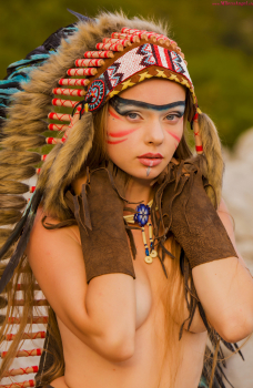Milena Angel (Милена Анджел) в образе индейца